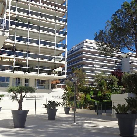 Sunny And Cosy Sea View Studio Antibes Bagian luar foto