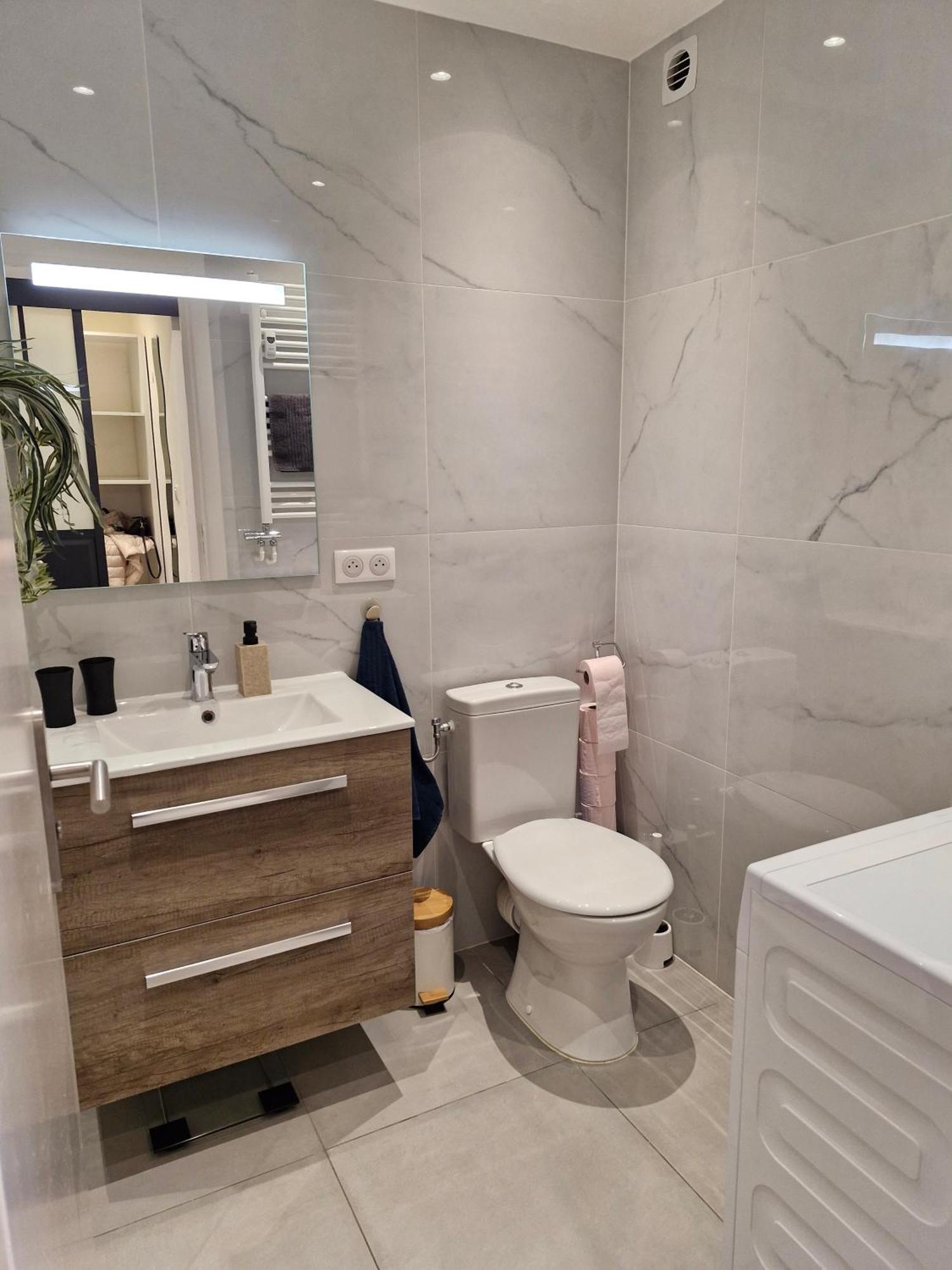 Sunny And Cosy Sea View Studio Antibes Bagian luar foto